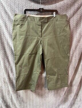 Venezia Olive Green Cotton Spandex Capri Pants Size 24
